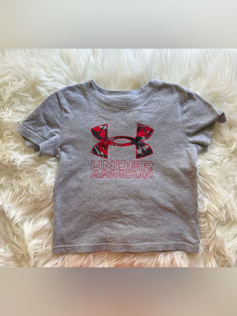 Under Armour Logo Tshirt